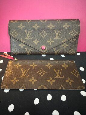 2015 Louis Vuitton Josephine Monogram Wallet zipper pouch and chain included
